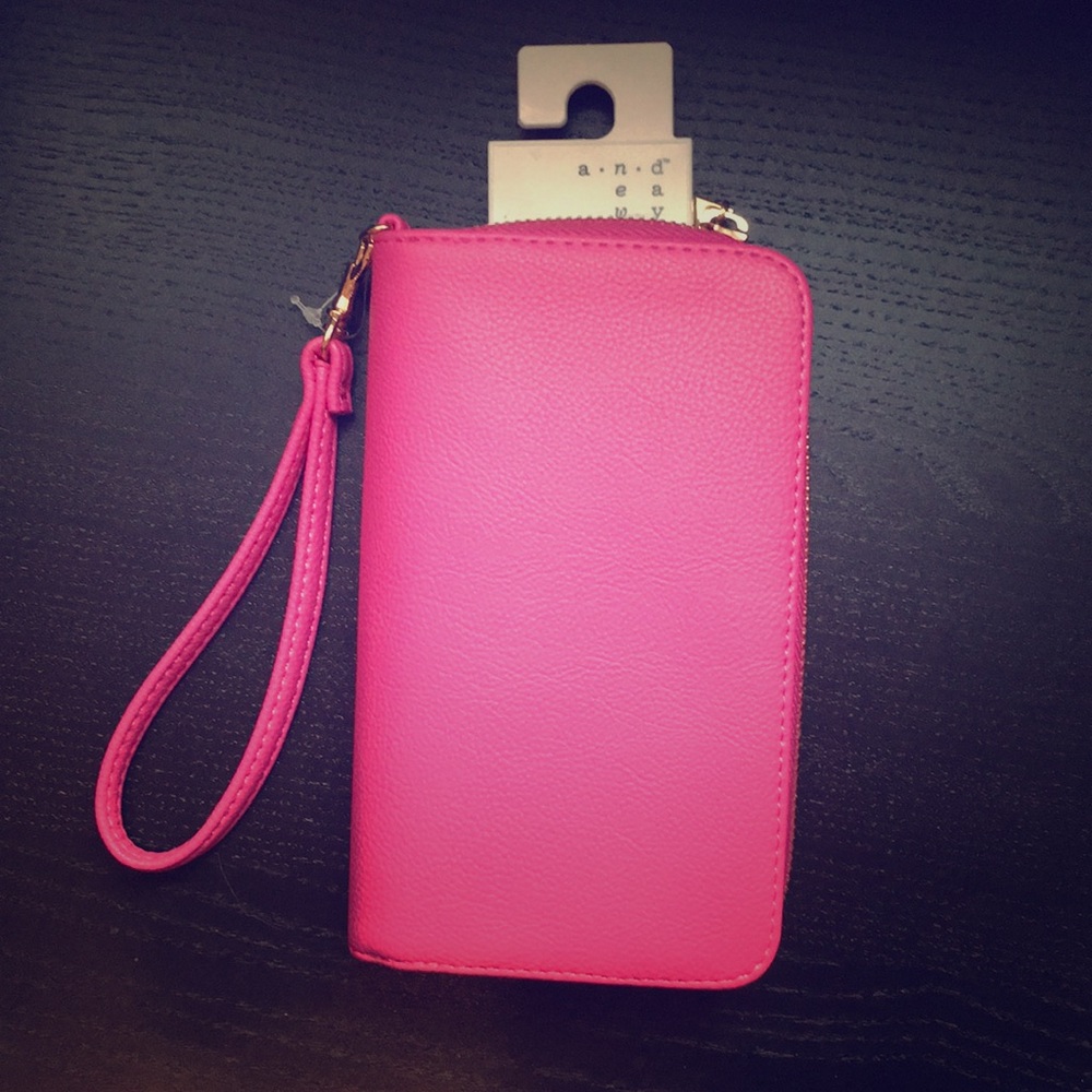 Brand new with tags- pink wristlet wallet